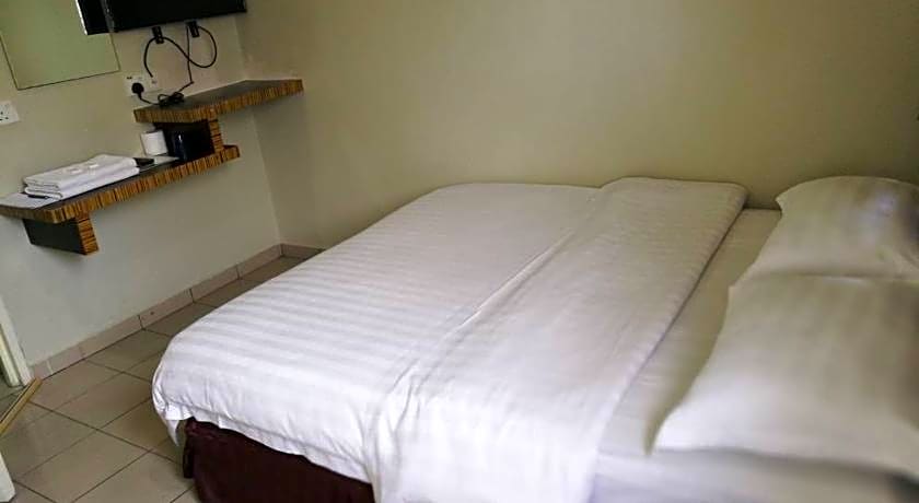 Hotel Traveller