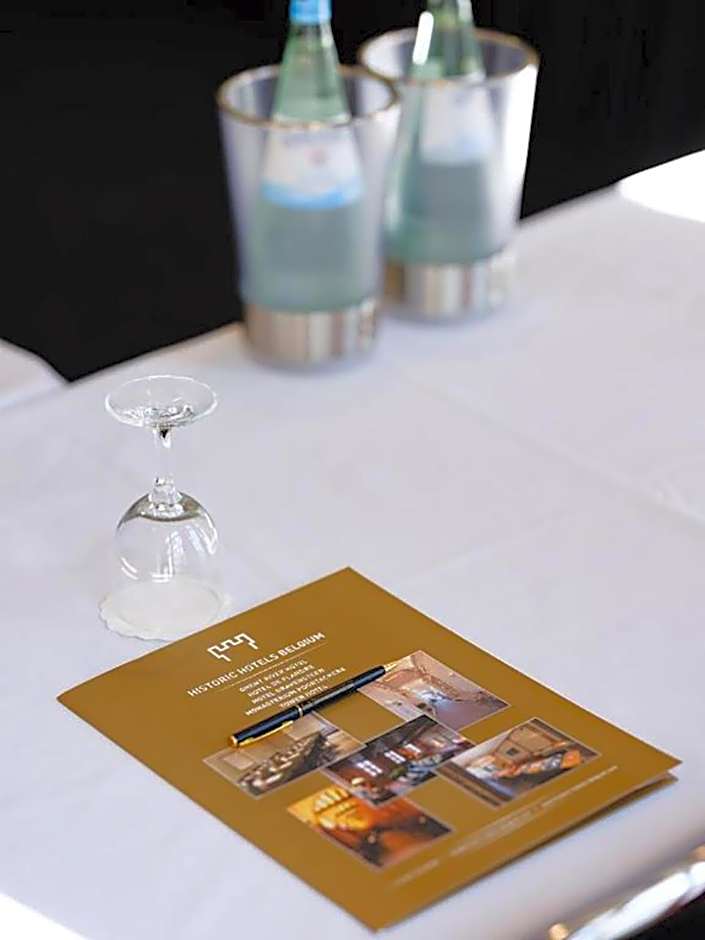 Budget Rooms by Ghent River