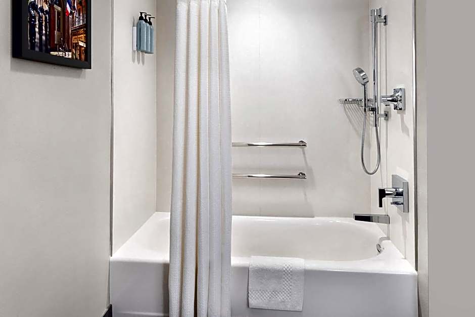 Courtyard by Marriott New Orleans Metairie