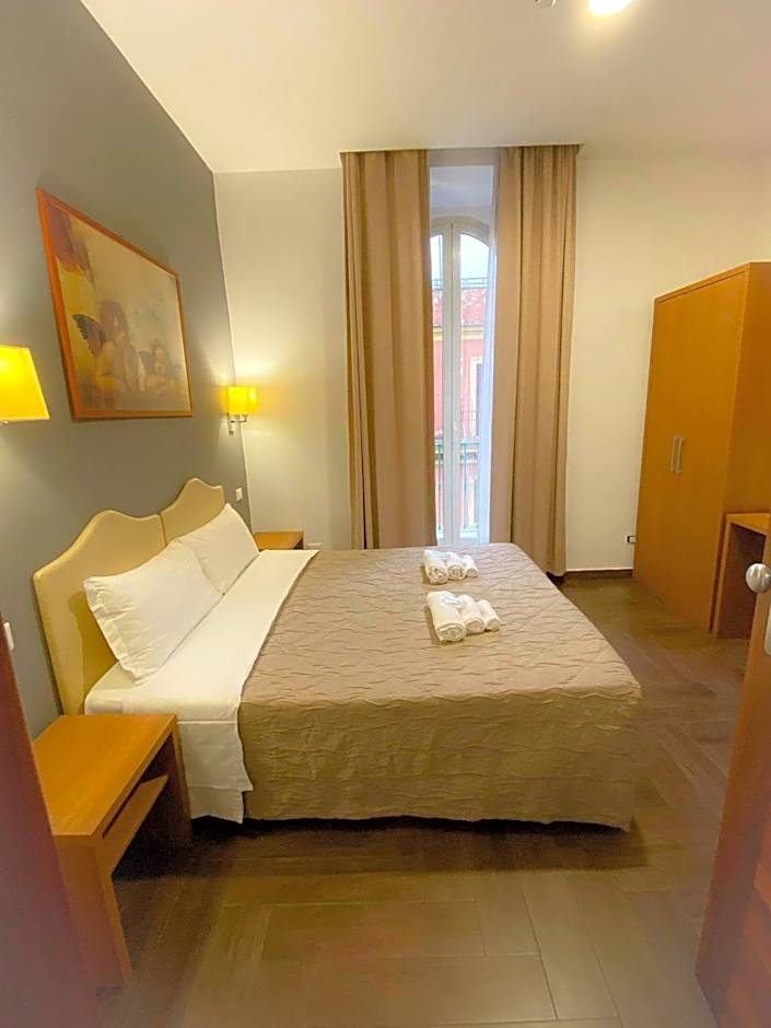 Rome Travellers Hotel