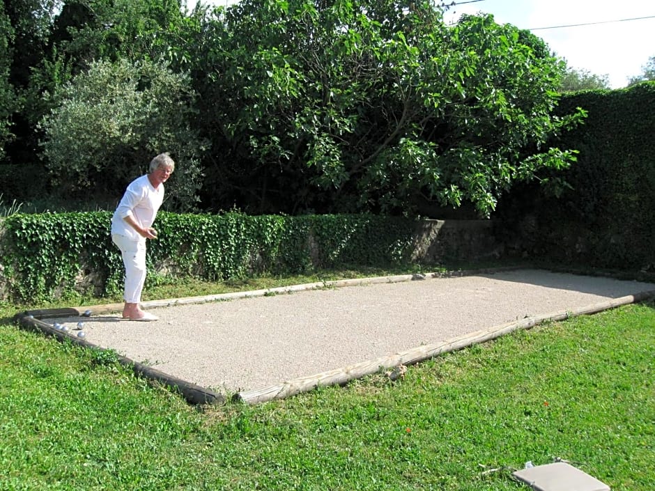 La Grande Maison De Nans