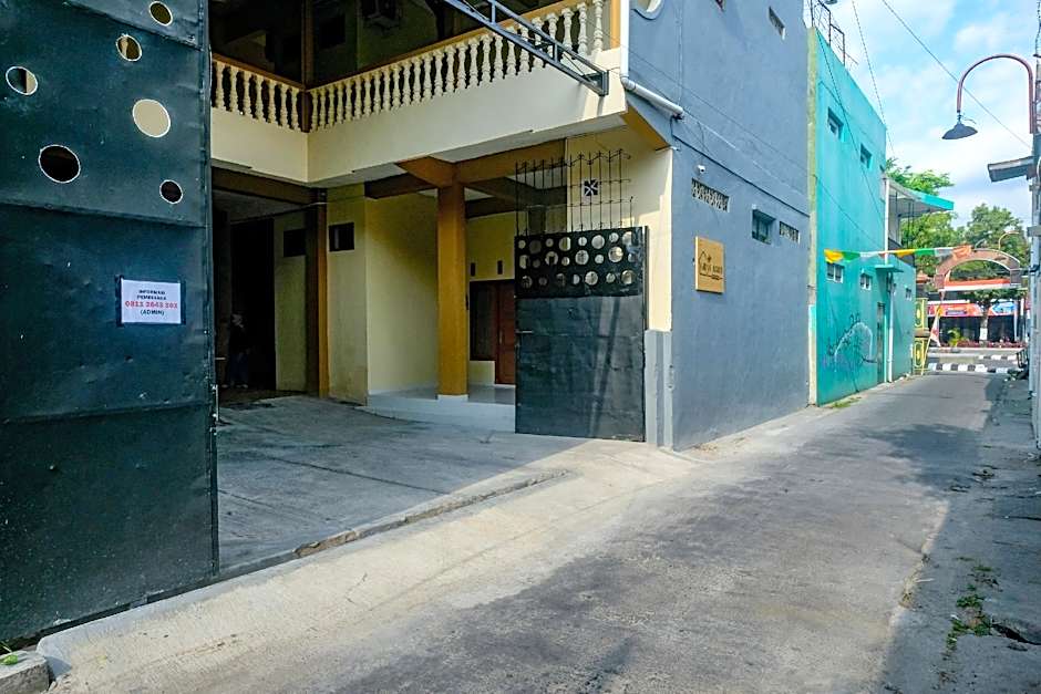 RedDoorz near Alun Alun Klaten