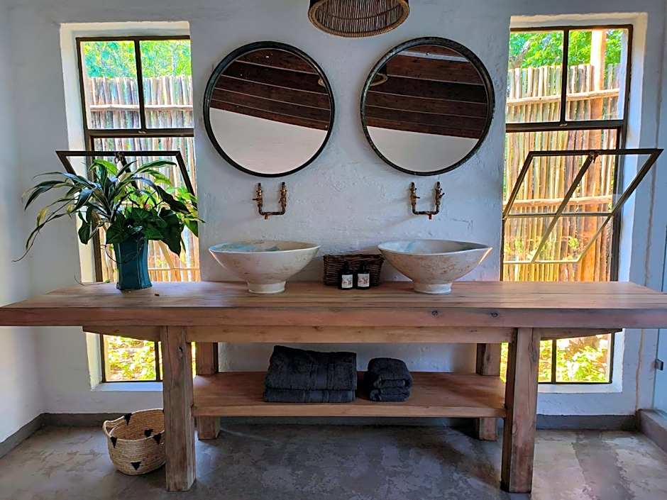 Eloff Guest House and Gallery