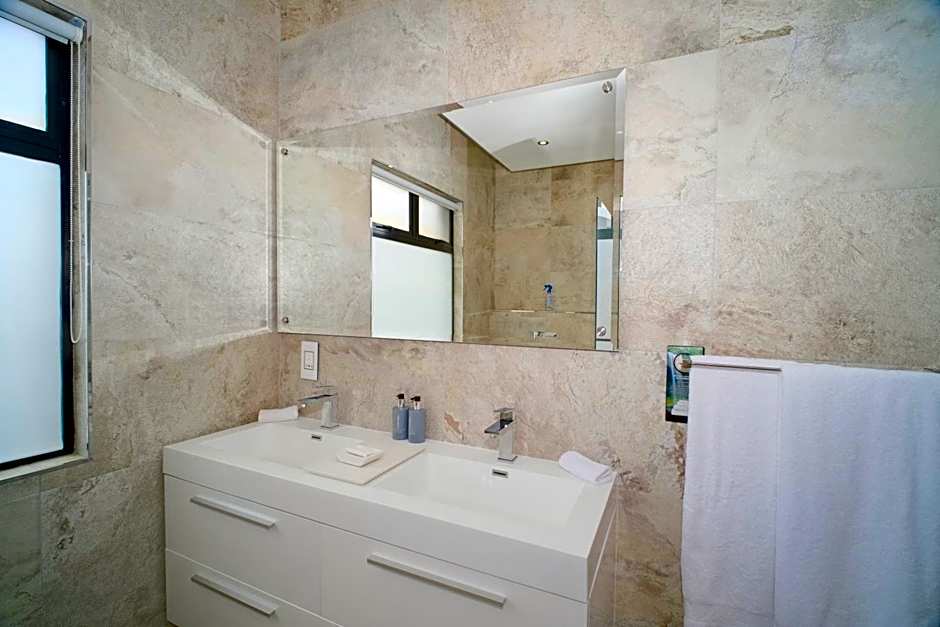 C' la Vie Luxury Accommodation