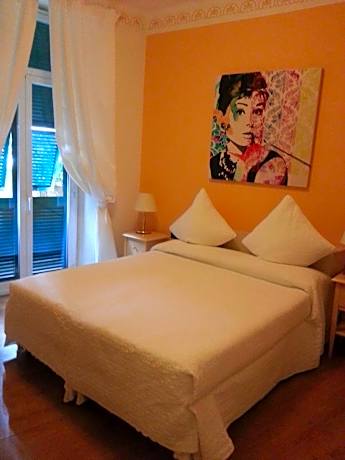 Double Room with Private External Bathroom