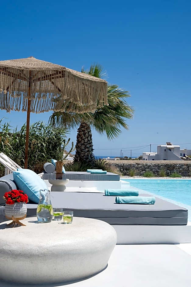 Myconian Theros Luxury Suites