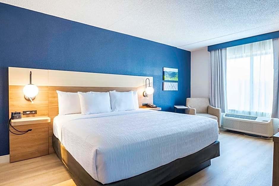 La Quinta Inn & Suites by Wyndham Danbury