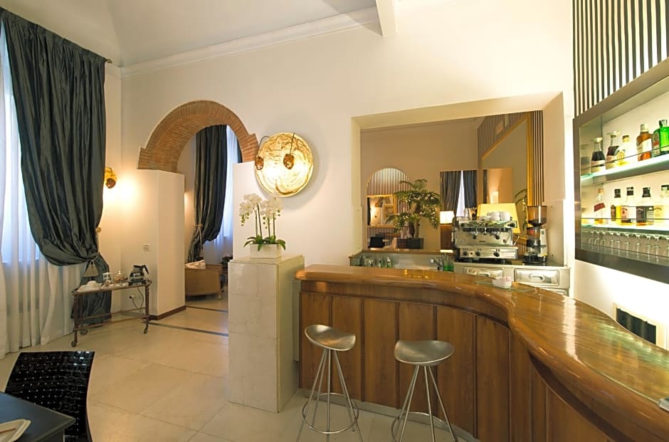 De La Pace- Sure Hotel Collection by Best Western