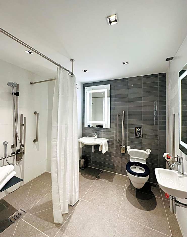 Clayton Hotel Manchester City Centre