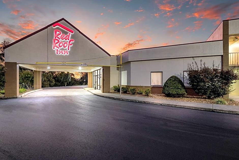 Red Roof Inn Clarksville