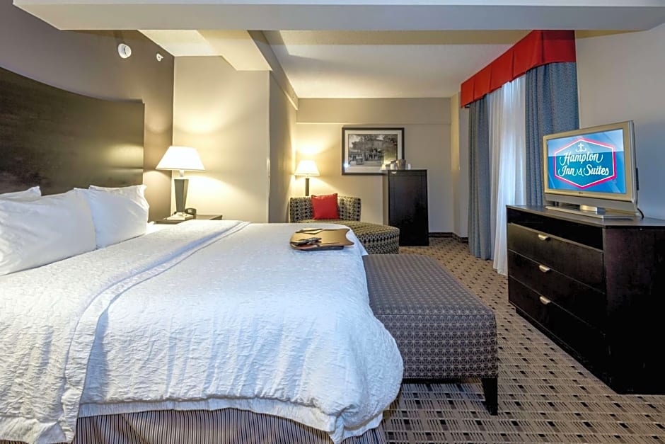 Hampton Inn & Suites Montgomery-Downtown
