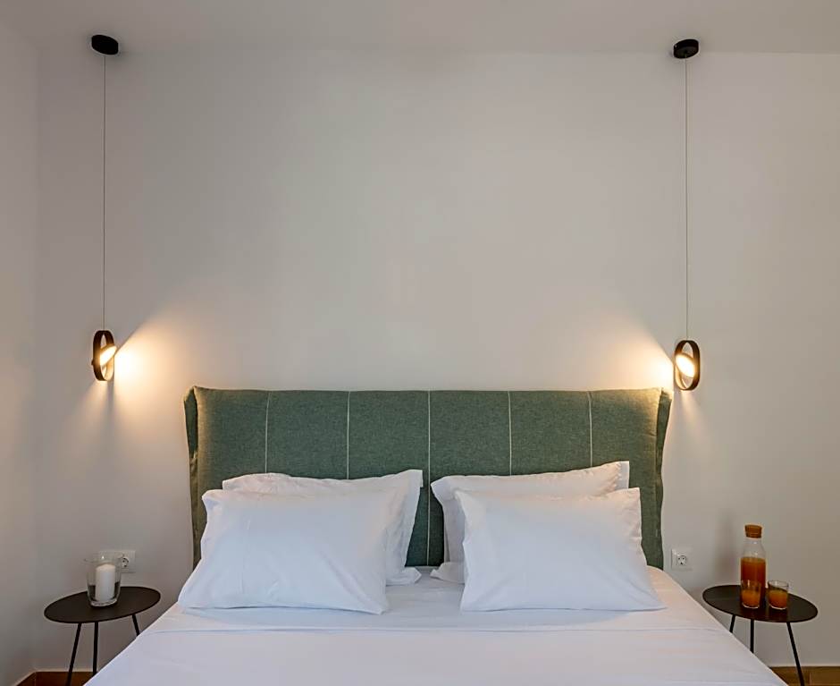 Aiora Suites by Booking Kottas