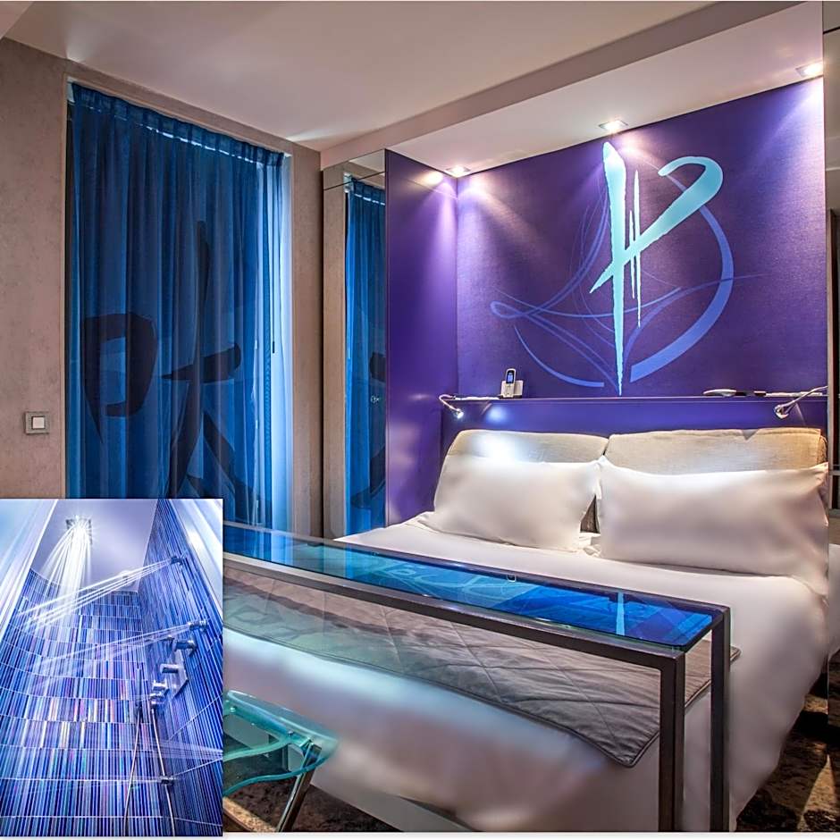 Apostrophe Hotel