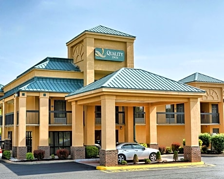 Quality Inn Thornburg
