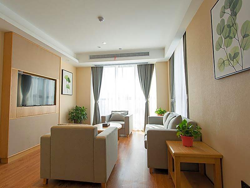 GreetTree Inn Jieshou Renmin Road Guozhen Plaza