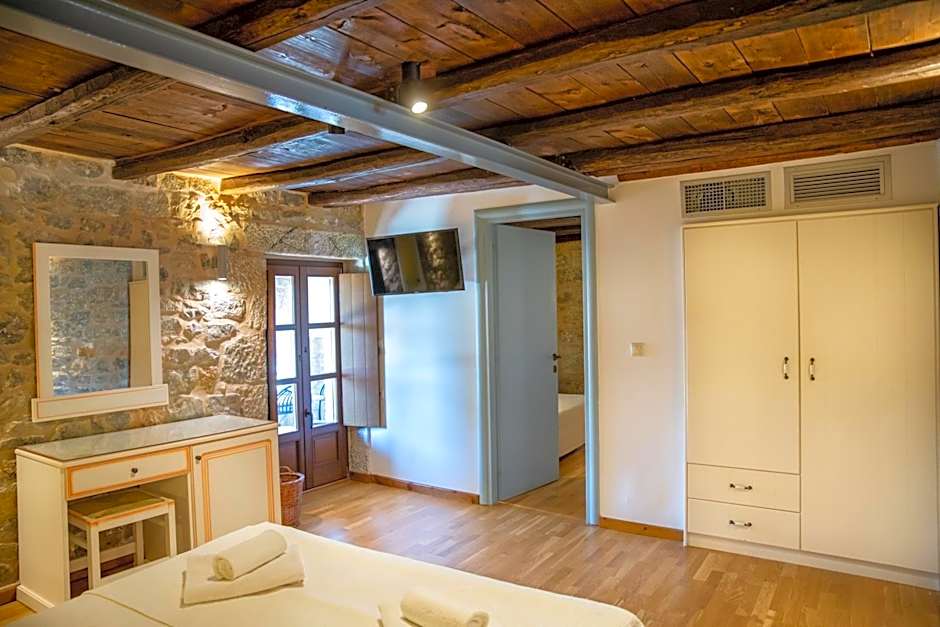 Trapela Areopolis, Boutique Hotel