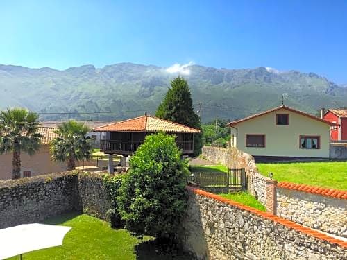 Hotel Rural El Texeu