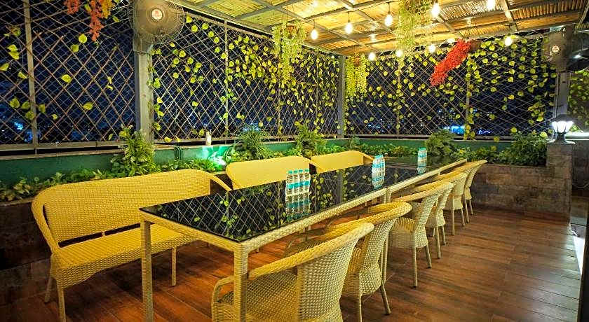 Hotel Haris MG Road