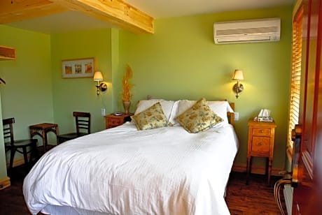 La Galouine,1 Queen Bed (1-2-3-6)