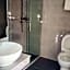 Qicheng Hotel Apartment (Guangzhou South China University Of Technology Store)