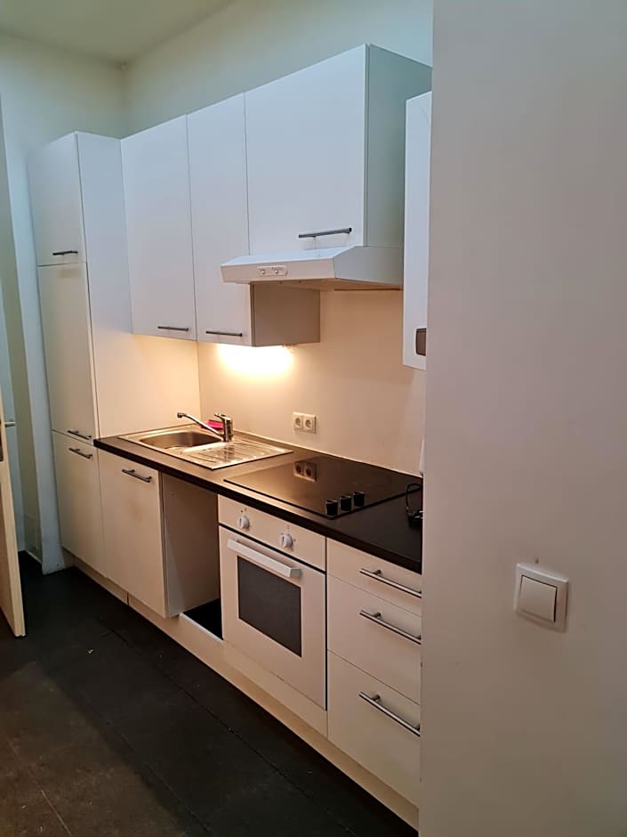 ABAI Apartments 1150 only WWW-On-line-Check-in & SelfService