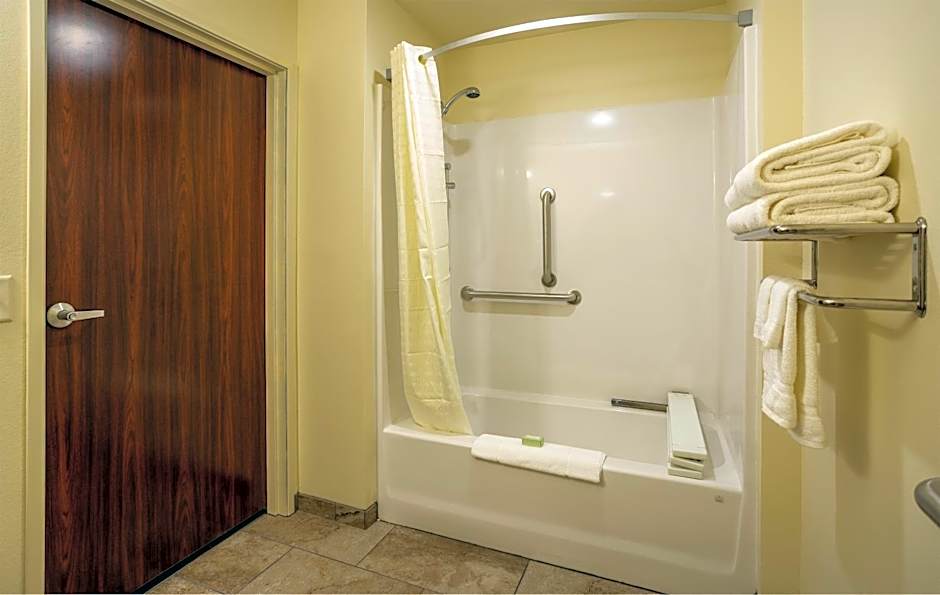 Cobblestone Inn & Suites - Brookville