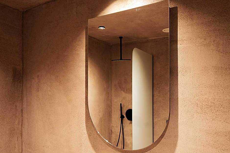 Medusa Luxury Suites