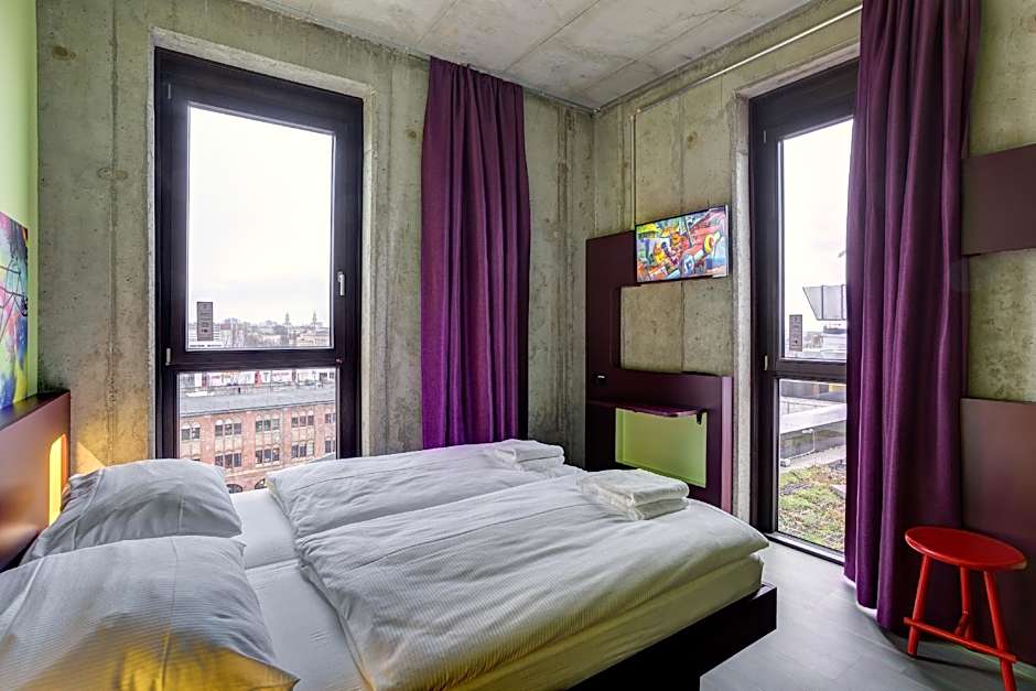 East Side Hotel