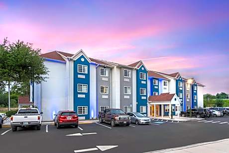 Microtel Inn & Suites By Wyndham Brooksville