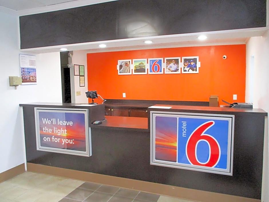 Motel 6-Bay Minette, AL