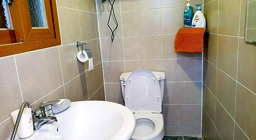 Hwangridangil Adamjeong Hanok Stay