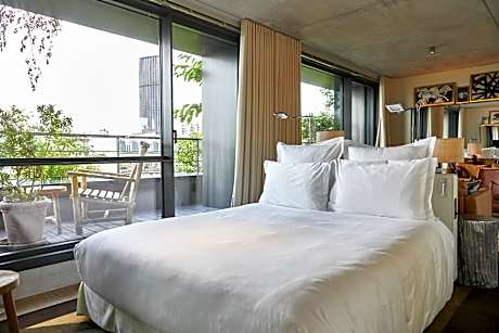 Deluxe Double Room with Balcony