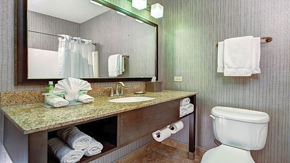 Holiday Inn Express Hotel & Suites Chicago-Deerfield/Lincolnshire, an IHG Hotel