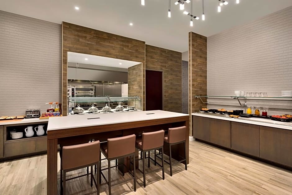 Hilton Garden Inn New York Times Square South