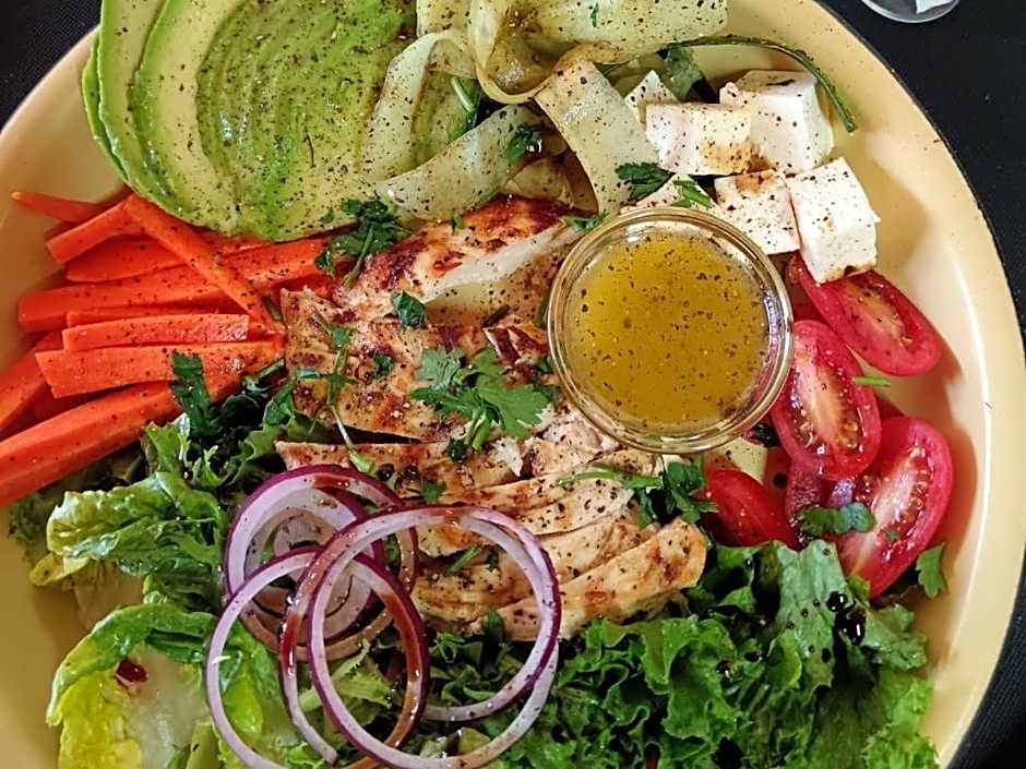 Airport Bird & Game Lodge