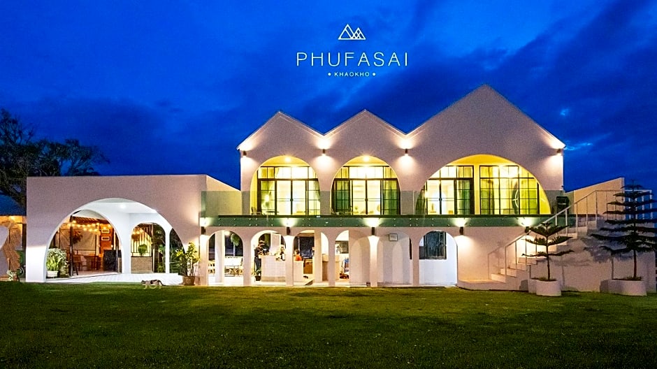 Photo 1 of 8 of Phufahsai Resort