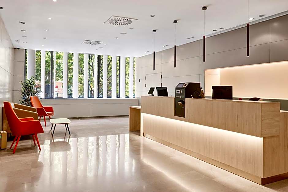 B&B HOTEL Zaragoza Los Enlaces Estación