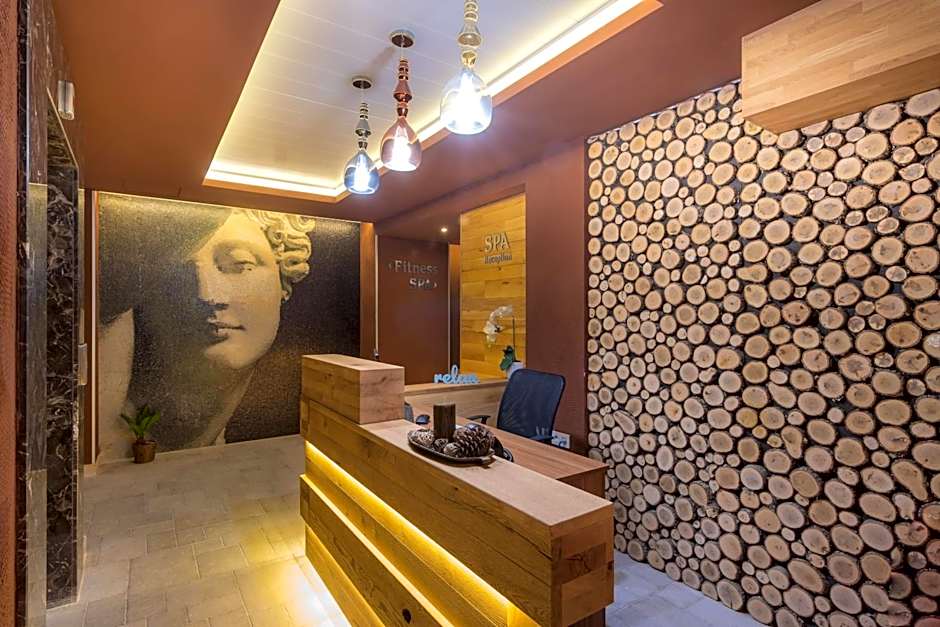 King Maron Beach Hotel & Spa