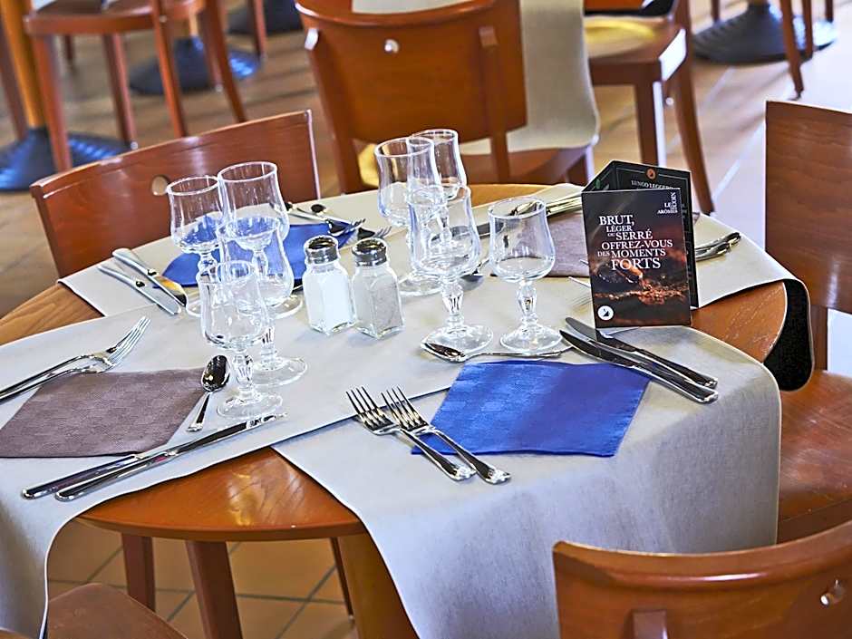 Hotel Kyriad Paris Ouest Villeneuve La Garenne