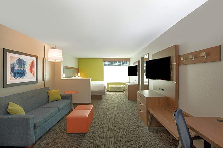Holiday Inn Express Hotel & Suites Columbus By IHG