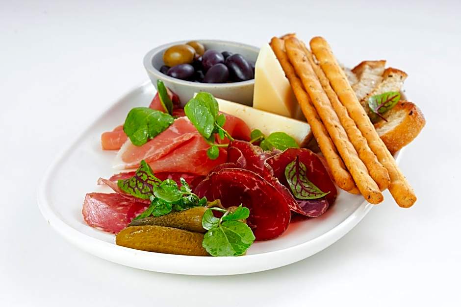 The Lodge, Blacktown - Sydney