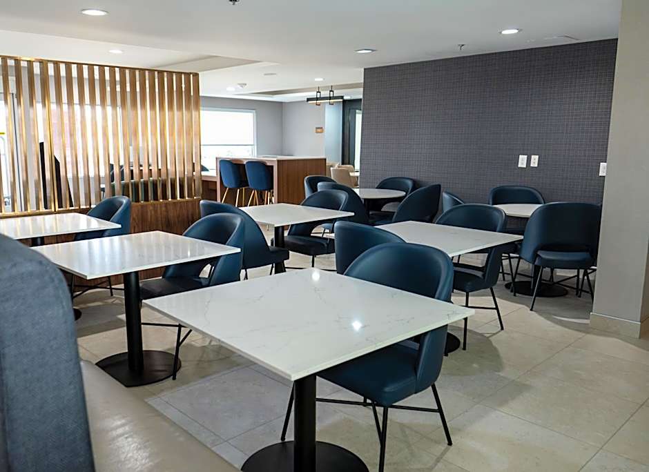 La Quinta Inn & Suites by Wyndham Dallas Mesquite