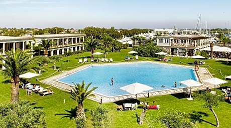 Porto Romano - The Marina Resort