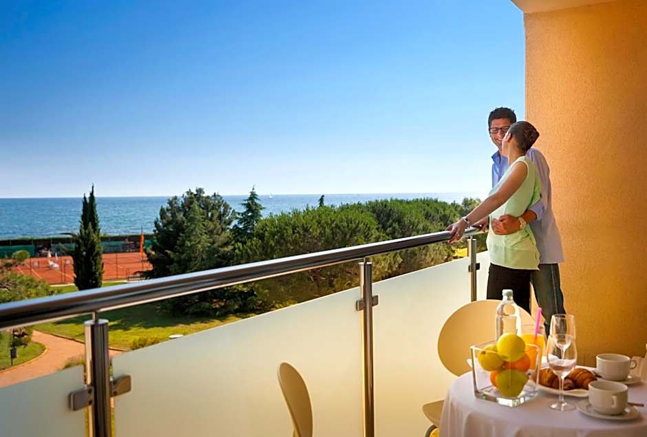 Aminess Maestral Hotel