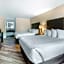 Clarion Inn & Suites Kissimmee-Lake Buena Vista South