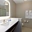Holiday Inn Express And Suites Jersey City - Holland Tunnel By IHG