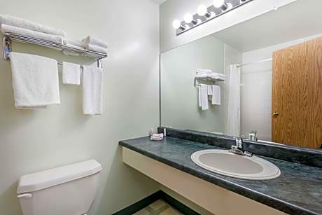 2 Queen Beds Non-Smoking