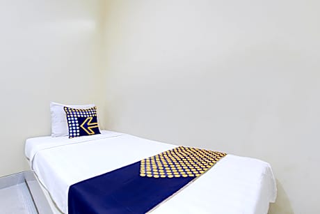 Economy Single Room