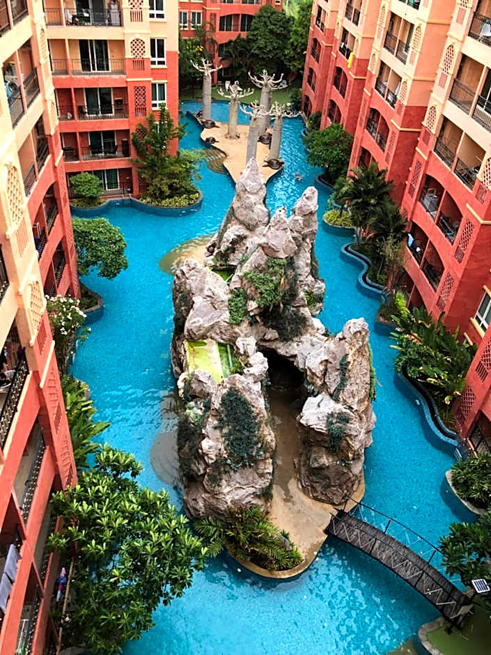 Seven Seas Pattaya by nty