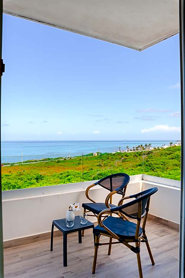 Azulea Isla Mujeres Hotel